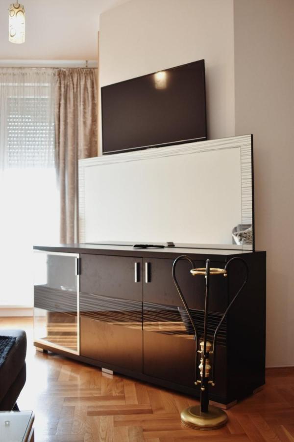 Apartman Archive Jevrejska Banja Luka Esterno foto