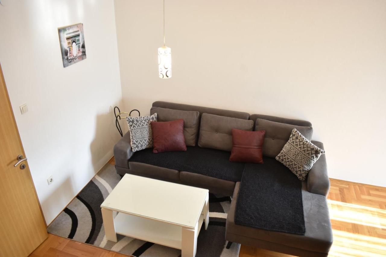 Apartman Archive Jevrejska Banja Luka Esterno foto